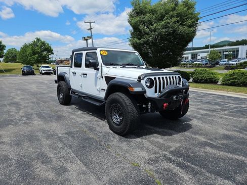 Used 2023 Jeep Gladiator Sport AWD/4WD image 8