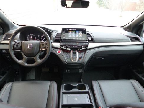 Used 2025 Honda Odyssey Sport-L image 49