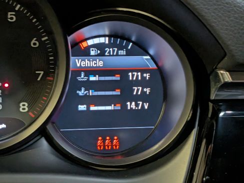 Certified 2025 Porsche Macan image 31