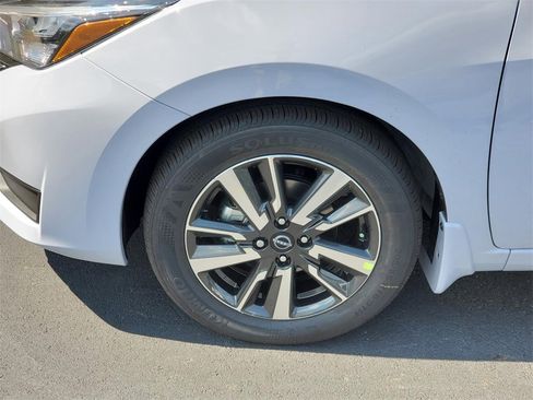 New 2025 Nissan Versa SV w/ Trunk Package image 9