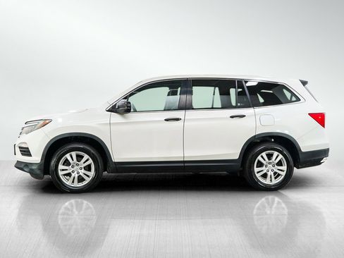 Used 2016 Honda Pilot LX image 2