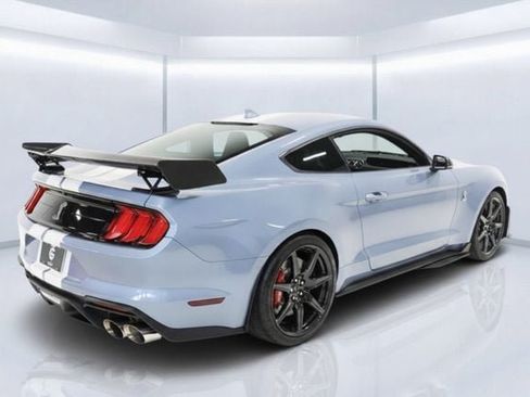 Used 2022 Ford Mustang Shelby GT500 w/ Carbon Fiber Track Pack RWD image 6