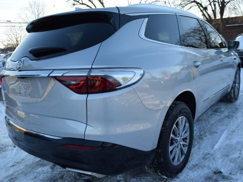 Used 2022 Buick Enclave Premium image 5