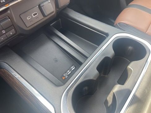 Certified 2022 Chevrolet Silverado 1500 High Country image 29