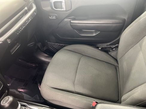 Used 2021 Jeep Wrangler Sport image 16