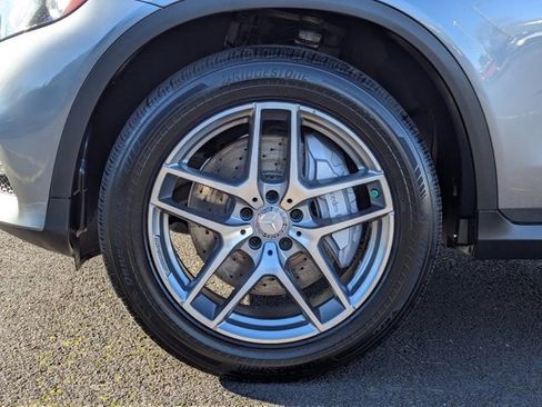 Used 2017 Mercedes-Benz GLC 300 4MATIC image 41