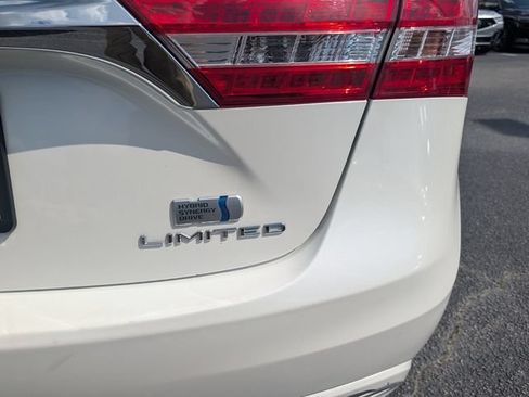 Used 2014 Toyota Avalon Limited w/ Technology Package FWD image 37