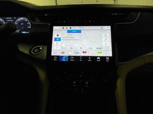 Used 2023 Jeep Grand Cherokee Limited image 32