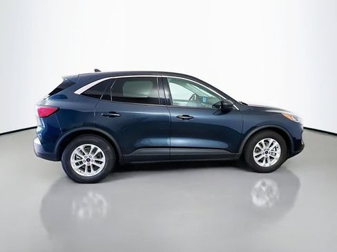 Used 2022 Ford Escape SE w/ Convenience Package FWD image 10