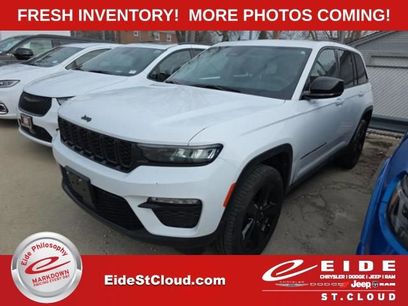 Used 2023 Jeep Grand Cherokee Limited w/ Black Appearance Package