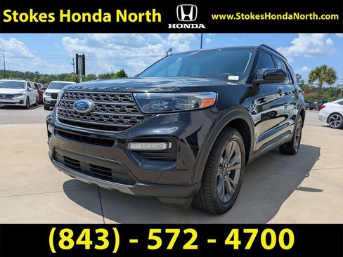 Used 2023 Ford Explorer XLT w/ Equipment Group 202A RWD image 15