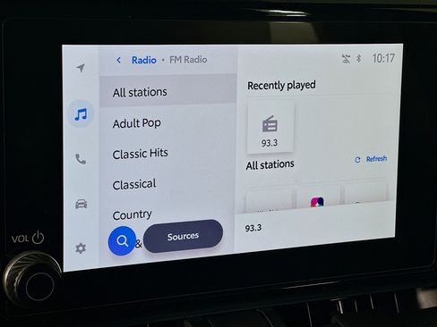 Used 2025 Toyota RAV4 XLE image 21