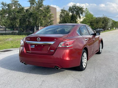 Used 2013 Nissan Altima 2.5 S FWD image 7
