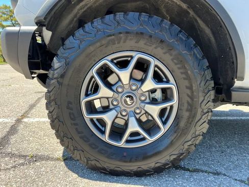 Used 2025 Ford Bronco Badlands AWD/4WD image 17