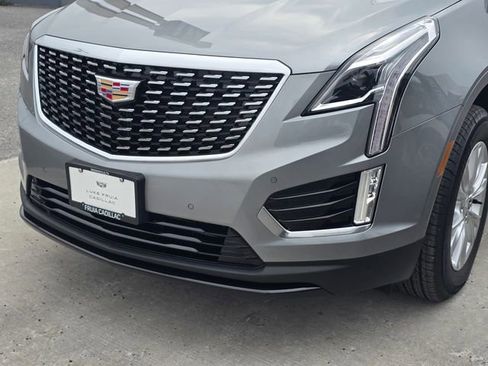 New 2026 Cadillac XT5 Luxury image 10