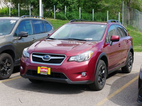Used 2013 Subaru Crosstrek 2.0i Premium w/ Popular Pkg 2 AWD/4WD image 3