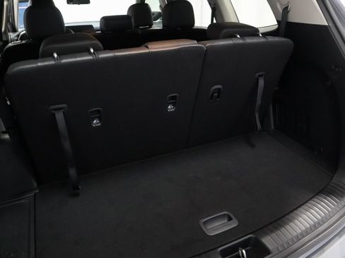 Used 2023 Kia Telluride LX AWD/4WD image 15
