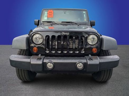 Used 2012 Jeep Wrangler Unlimited Sport image 8