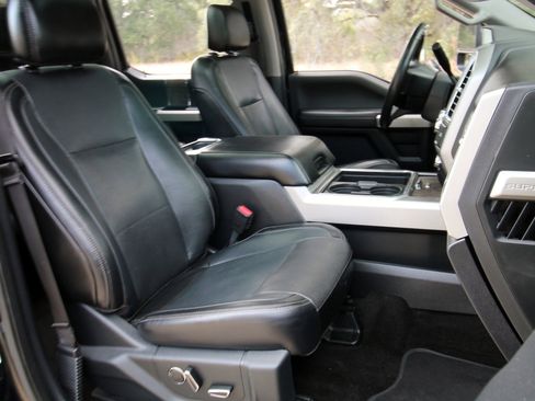 Used 2017 Ford F350 Lariat w/ Lariat Ultimate Package image 44