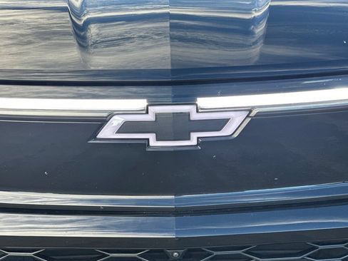 Used 2026 Chevrolet Silverado EV Trail Boss AWD/4WD image 43