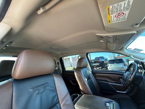 Used 2018 Nissan Titan Platinum Reserve w/ Platinum Utility Package image 27