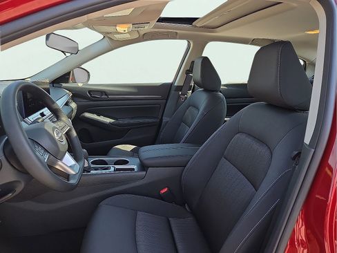 New 2026 Nissan Altima 2.5 SV FWD image 13