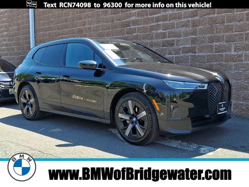 Certified 2024 BMW iX xDrive50 w/ Premium Package AWD/4WD image 1