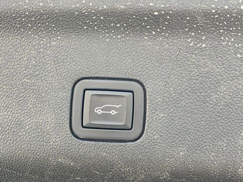 Certified 2024 Cadillac Escalade Sport w/ LPO, ONYX Package AWD/4WD image 22