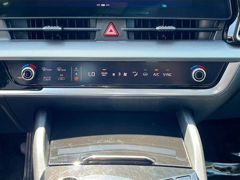 Certified 2023 Kia Sportage SX Prestige AWD/4WD image 26