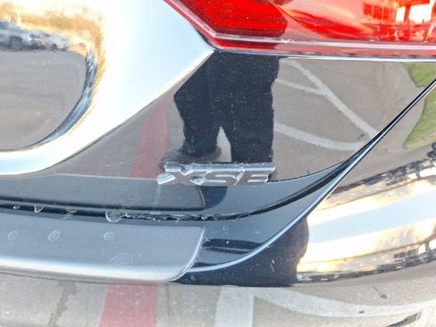 Used 2023 Toyota Camry XSE image 12