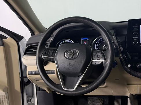 Used 2024 Toyota Camry LE image 12