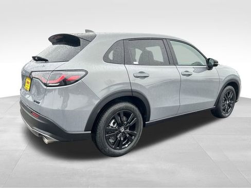 New 2026 Honda HR-V Sport image 8