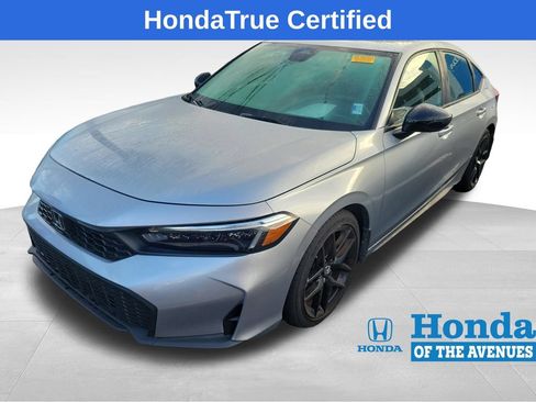 Used 2025 Honda Civic Sport image 4