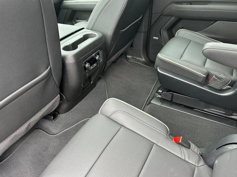 New 2026 Chevrolet Tahoe Premier image 13