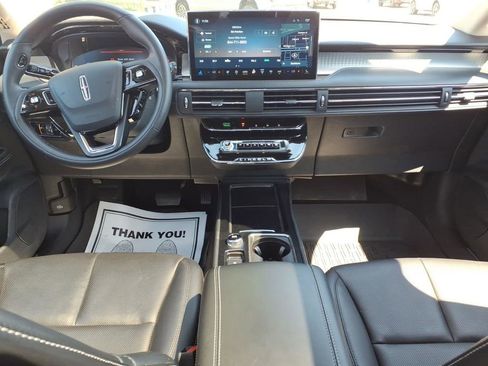 Used 2024 Lincoln Corsair AWD w/ Equipment Group 101A image 10