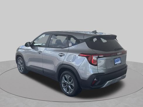 Used 2026 Kia Seltos LX FWD image 5