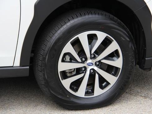 Used 2024 Subaru Outback Premium image 12