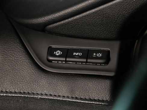 Used 2018 Cadillac Escalade Premium Luxury image 50