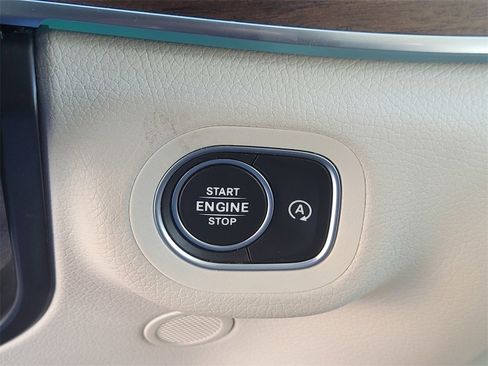 Used 2022 Mercedes-Benz GLE 350 4MATIC image 26