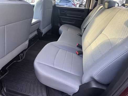 Used 2017 RAM 1500 ST w/ SXT Appearance Group image 14