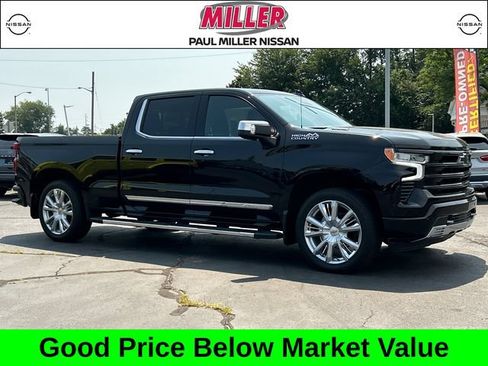 Used 2024 Chevrolet Silverado 1500 High Country w/ Technology Package AWD/4WD image 1