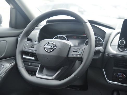 New 2026 Nissan Rogue SV FWD image 22