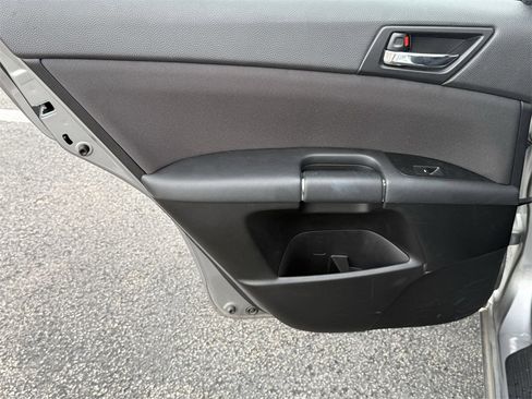 Used 2010 Suzuki Kizashi SE image 23