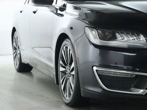 Used 2019 Lincoln MKZ Reserve image 9