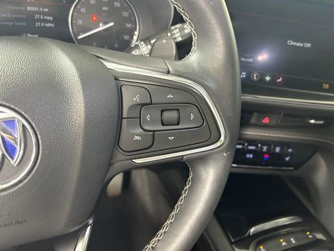 Used 2023 Buick Envision Essence image 17