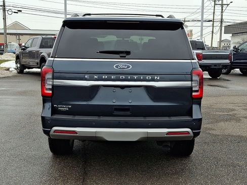 Certified 2024 Ford Expedition Platinum image 9