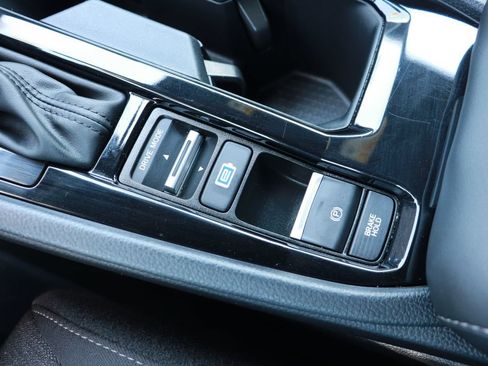 Used 2025 Honda Accord Sport image 19