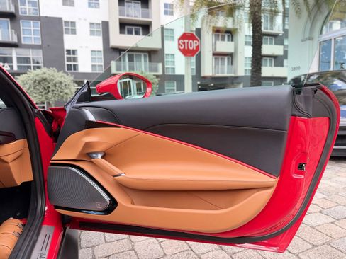 Used 2022 Ferrari Roma RWD image 53