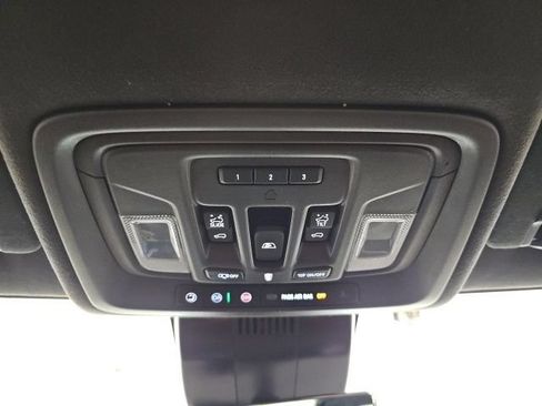 Used 2024 GMC Sierra 1500 Denali Ultimate AWD/4WD image 31