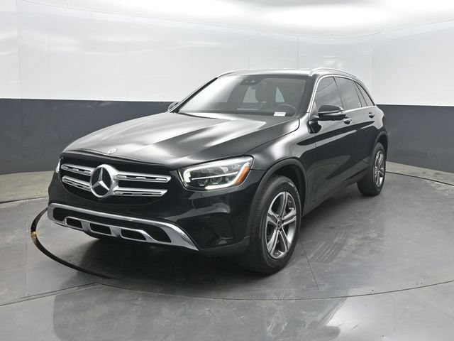 Used 2022 Mercedes-Benz GLC 300 image 2